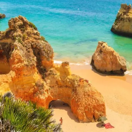 T3 Alex,moderno Iluminado E Amplo,excelente Local * Portimao