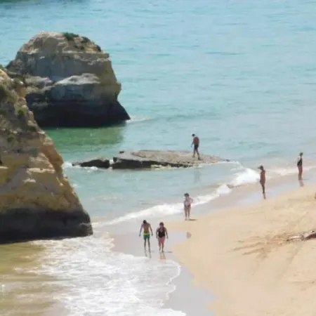 T3 Alex,moderno Iluminado E Amplo,excelente Local Portimao